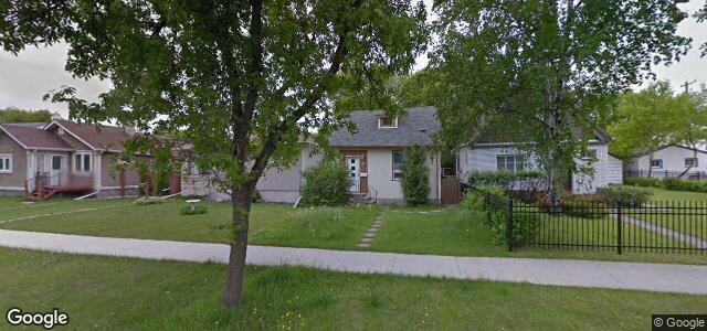 Larawan ng 382 Seven Oaks Avenue sa Winnipeg, Manitoba
