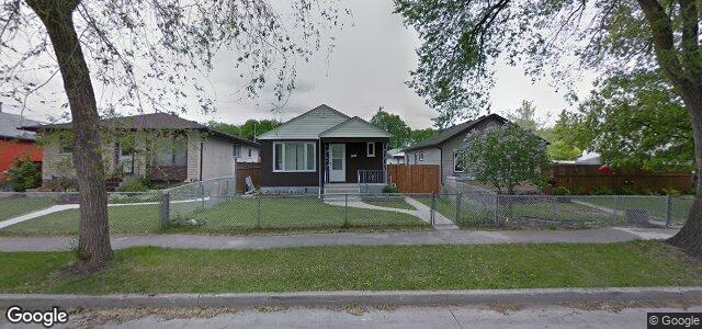 Larawan ng 385 Kilbride Avenue sa Winnipeg, Manitoba