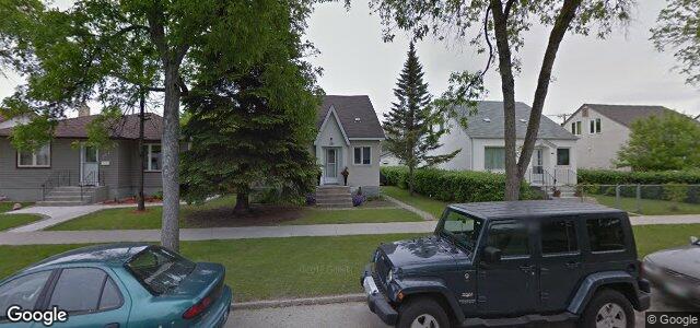 Larawan ng 389 Seven Oaks Avenue sa Winnipeg, Manitoba