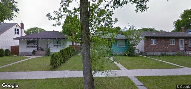 Larawan ng 406 Seven Oaks Avenue sa Winnipeg, Manitoba
