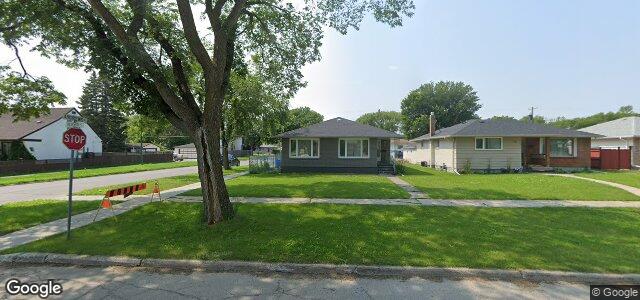 414 Burrin Avenue（加拿大曼尼托巴省温尼伯市）房屋照片