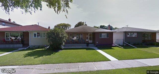 Larawan ng 420 Kilbride Avenue sa Winnipeg, Manitoba