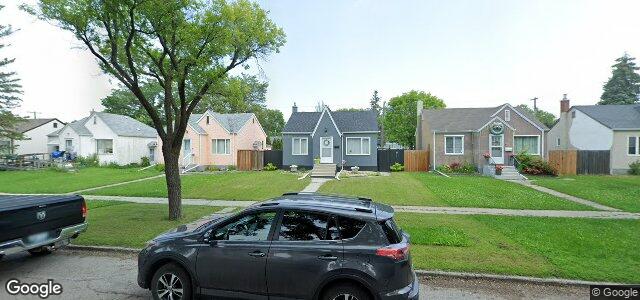 Larawan ng 421 Smithfield Avenue sa Winnipeg, Manitoba