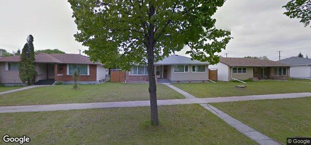 Larawan ng 424 Burrin Avenue sa Winnipeg, Manitoba