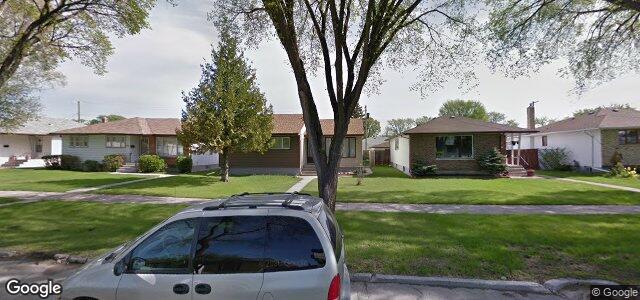 Larawan ng 425 Semple Avenue sa Winnipeg, Manitoba