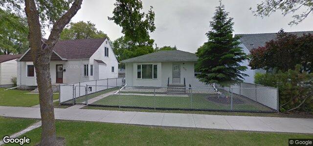 Larawan ng 426 Seven Oaks Avenue sa Winnipeg, Manitoba