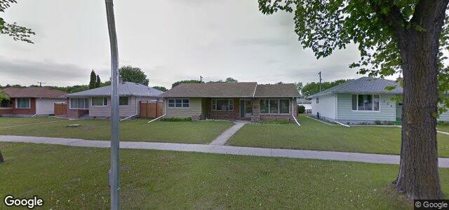 Larawan ng 428 Burrin Avenue sa Winnipeg, Manitoba