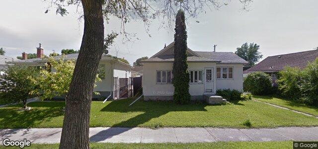 Larawan ng 444 Kilbride Avenue sa Winnipeg, Manitoba