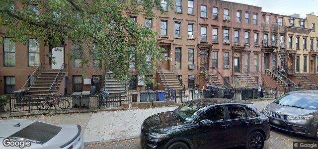 Larawan ng 446 Jefferson Avenue sa Winnipeg, Manitoba