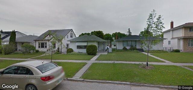 Photo of 451 Mcadam Avenue in Winnipeg, Manitoba