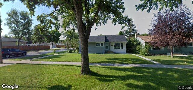 Larawan ng 468 Burrin Avenue sa Winnipeg, Manitoba
