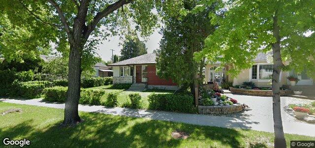 Larawan ng 476 Seven Oaks Avenue sa Winnipeg, Manitoba
