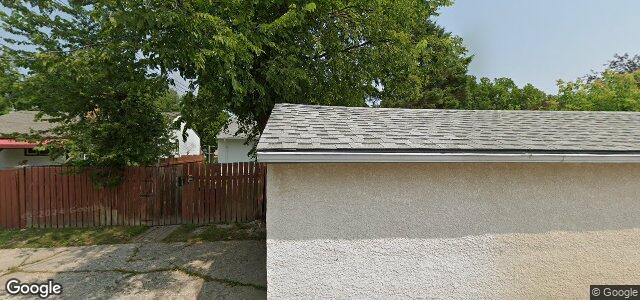 Larawan ng 480 Burrin Avenue sa Winnipeg, Manitoba