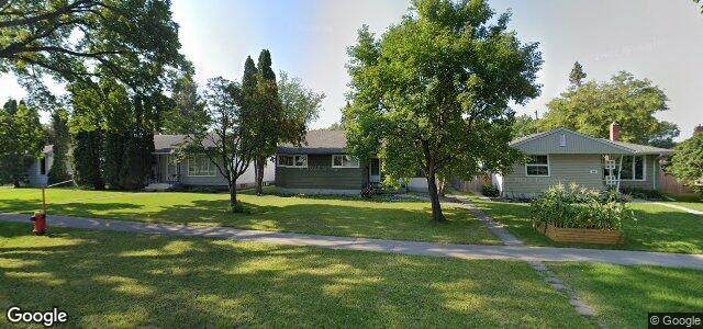 Larawan ng 484 Burrin Avenue sa Winnipeg, Manitoba
