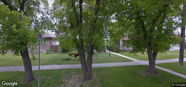 Larawan ng 490 Semple Avenue sa Winnipeg, Manitoba