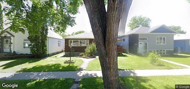 Larawan ng 492 Seven Oaks Avenue sa Winnipeg, Manitoba
