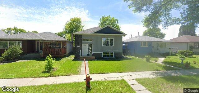 Larawan ng 494 Seven Oaks Avenue sa Winnipeg, Manitoba