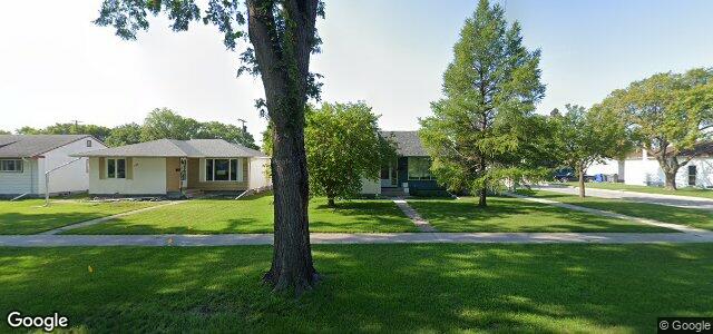 Larawan ng 512 Burrin Avenue sa Winnipeg, Manitoba