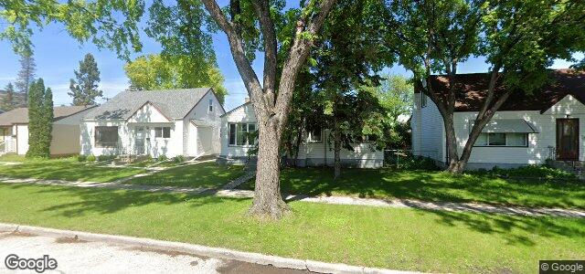 Larawan ng 545 Seven Oaks Avenue sa Winnipeg, Manitoba