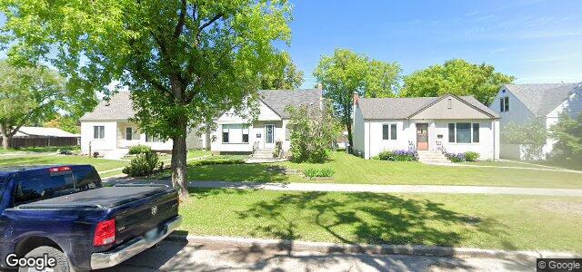 Larawan ng 561 Smithfield Avenue sa Winnipeg, Manitoba