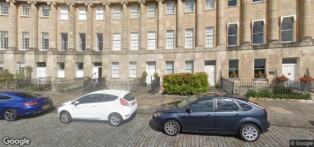 Larawan ng 7 Royal Crescent sa Winnipeg, Manitoba