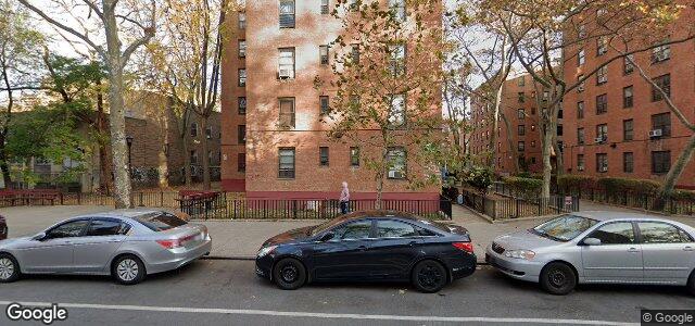 Larawan ng 345 Madison Street sa Winnipeg, Manitoba