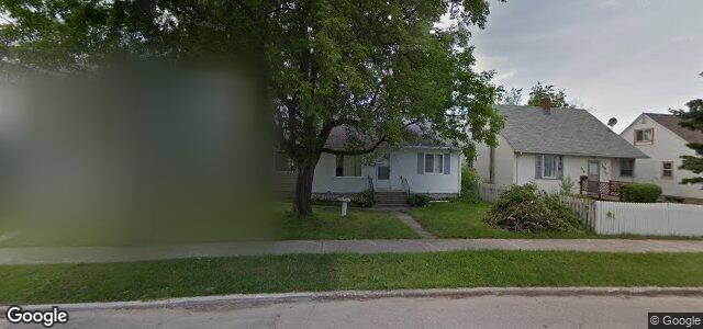 Larawan ng 374 Kensington Street sa Winnipeg, Manitoba