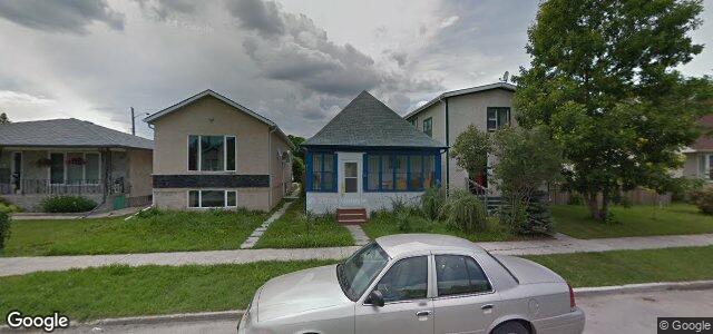 Larawan ng 398 Kensington Street sa Winnipeg, Manitoba