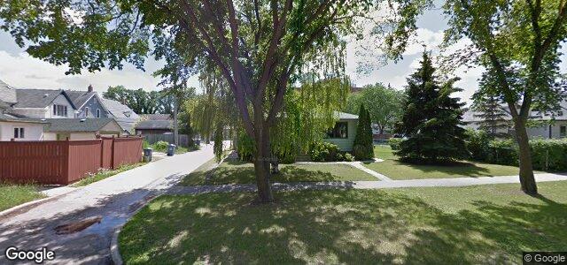 Larawan ng 122 Ravelston Avenue E sa Winnipeg, Manitoba