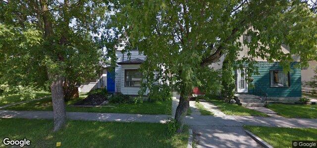 Larawan ng 131 Whittier Avenue E sa Winnipeg, Manitoba