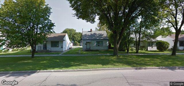 Larawan ng 215 Regent Avenue E sa Winnipeg, Manitoba