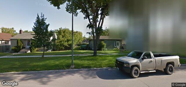 Larawan ng 311 Regent Avenue E sa Winnipeg, Manitoba