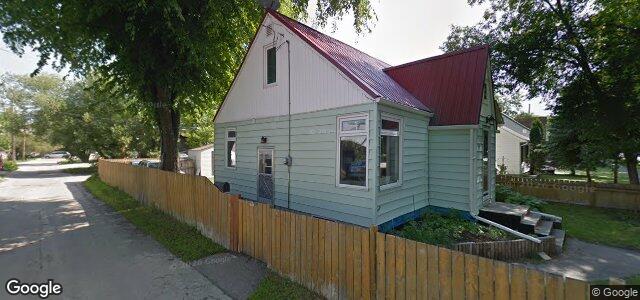 Larawan ng 423 Ravelston Avenue E sa Winnipeg, Manitoba