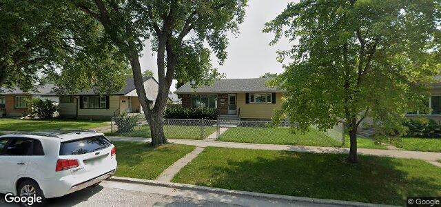 426 Whittier Avenue E（加拿大曼尼托巴省温尼伯市）房屋照片