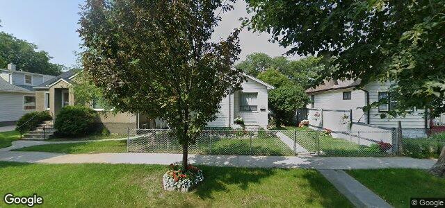 Larawan ng 427 Whittier Avenue E sa Winnipeg, Manitoba