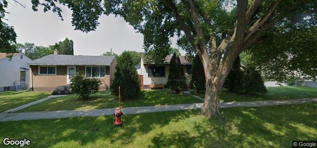 Larawan ng 429 Harvard Avenue E sa Winnipeg, Manitoba