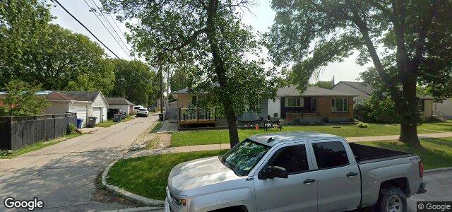 Larawan ng 432 Whittier Avenue E sa Winnipeg, Manitoba