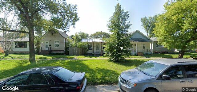 Larawan ng 518 Ravelston Avenue E sa Winnipeg, Manitoba