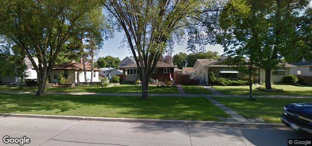 Larawan ng 519 Regent Avenue E sa Winnipeg, Manitoba