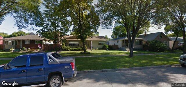 525 Regent Avenue E（加拿大曼尼托巴省温尼伯市）房屋照片