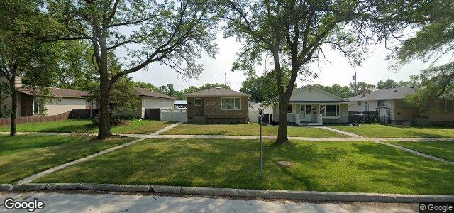 Larawan ng 536 Ravelston Avenue E sa Winnipeg, Manitoba