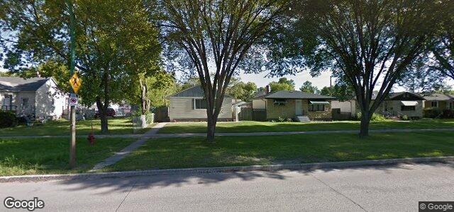 Larawan ng 541 Regent Avenue E sa Winnipeg, Manitoba