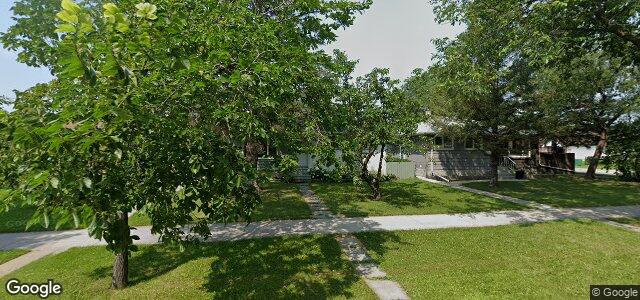Larawan ng 555 Whittier Avenue E sa Winnipeg, Manitoba