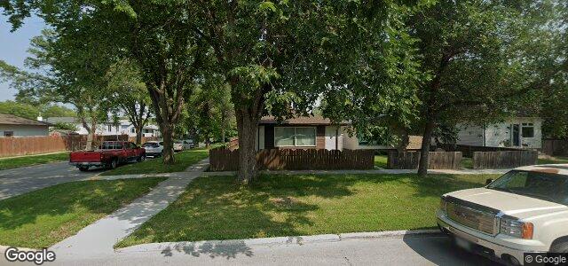 Larawan ng 710 Leola Street sa Winnipeg, Manitoba