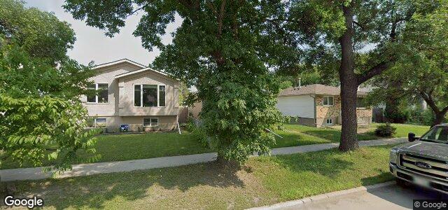 Larawan ng 804 Day Street sa Winnipeg, Manitoba