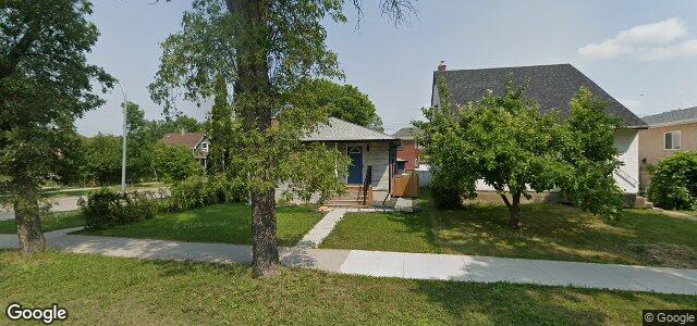 Larawan ng 810 Day Street sa Winnipeg, Manitoba