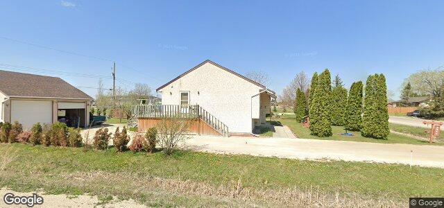 Larawan ng 2050 Knowles Avenue sa Winnipeg, Manitoba