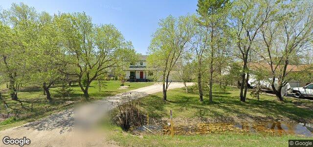 Larawan ng 2220 Knowles Avenue sa Winnipeg, Manitoba