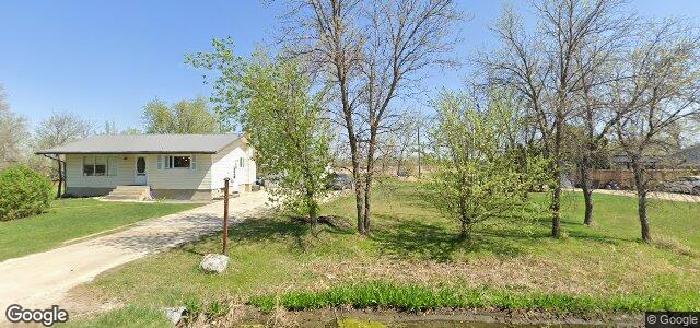 Larawan ng 2229 Knowles Avenue sa Winnipeg, Manitoba