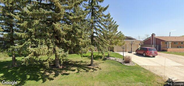 Larawan ng 2275 Knowles Avenue sa Winnipeg, Manitoba